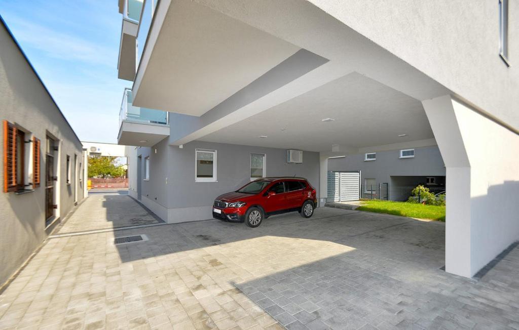 Kalimero Apartman A1 Križevci Buitenkant foto