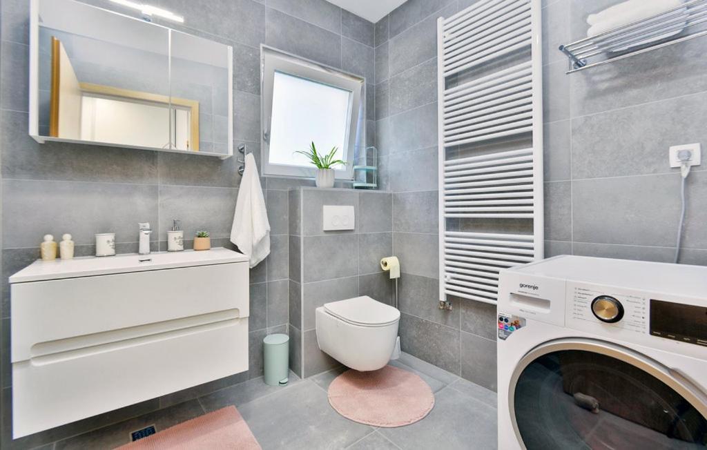 Kalimero Apartman A1 Križevci Buitenkant foto